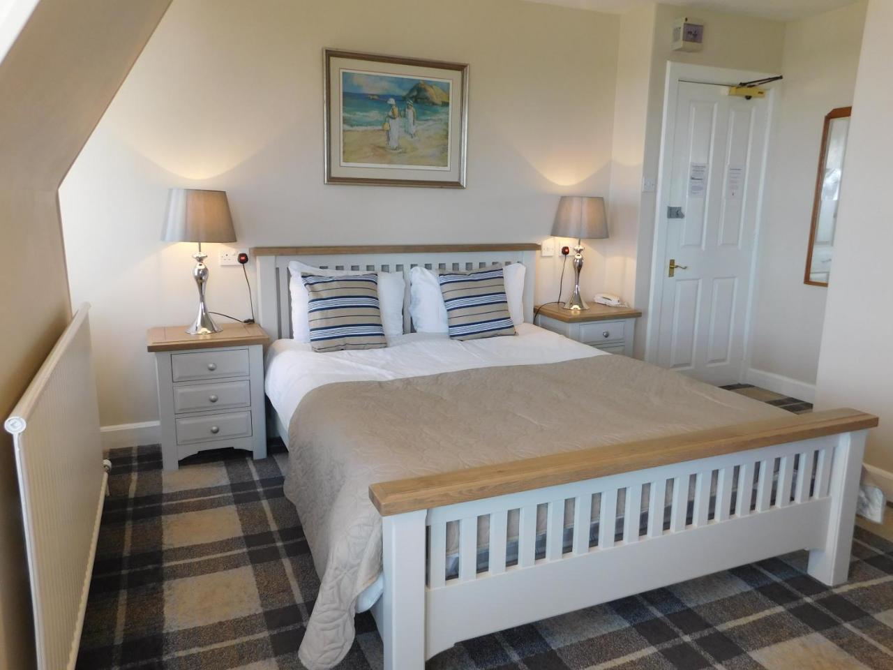 Cullen Bay Hotel Extérieur photo