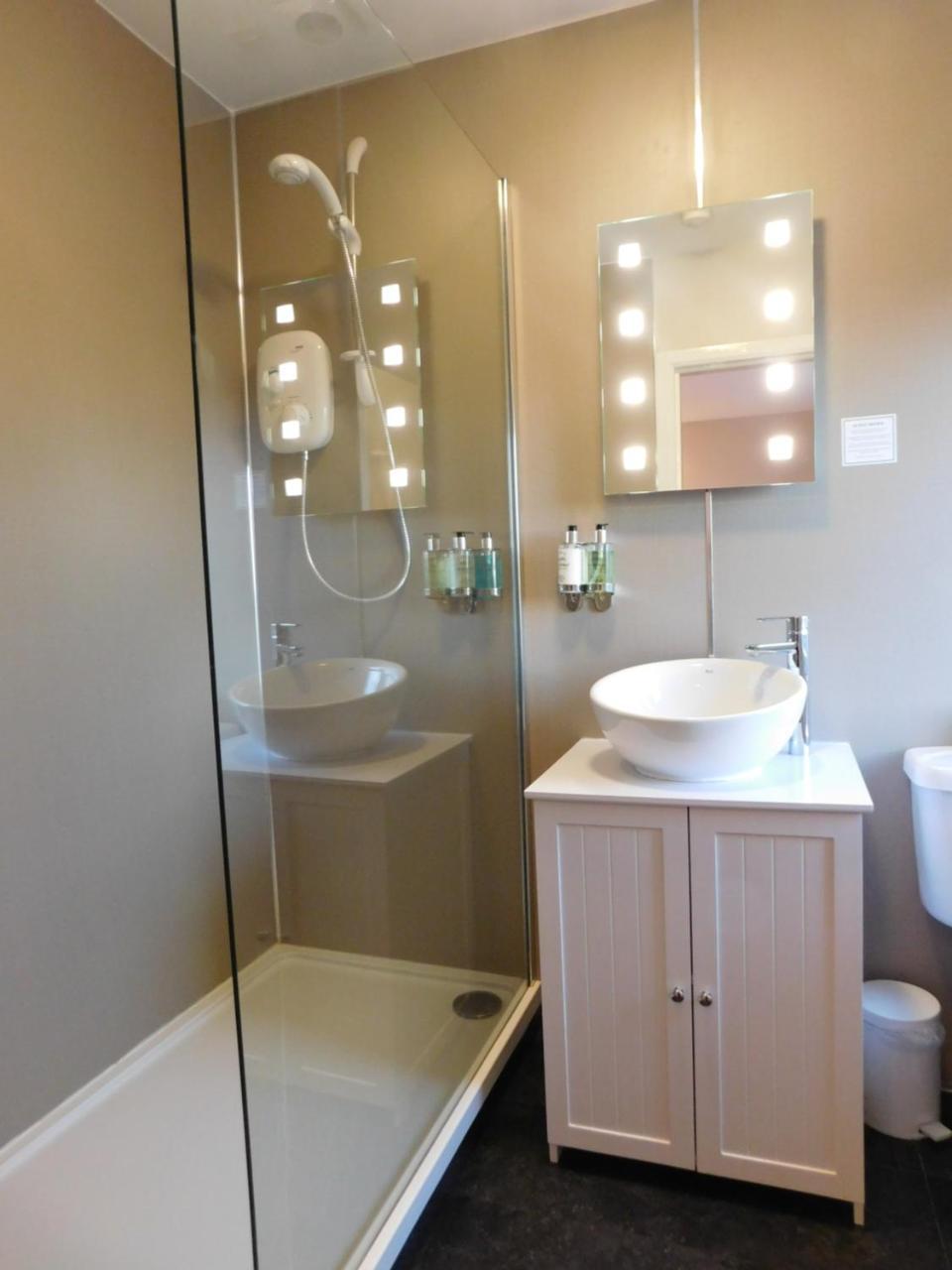 Cullen Bay Hotel Extérieur photo